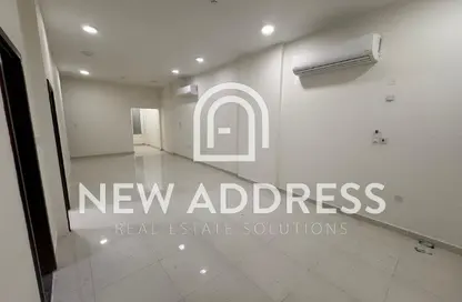 Apartment - 3 Bedrooms - 3 Bathrooms for rent in West Walk - Al Waab - Doha