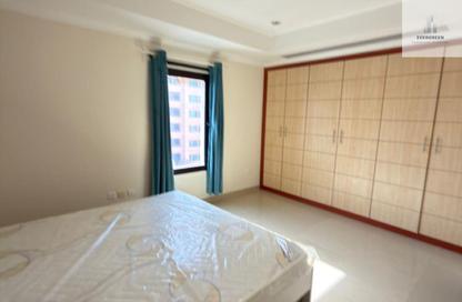 Apartment - 1 Bedroom - 2 Bathrooms for rent in East Porto Drive - Porto Arabia - The Pearl Island - Doha Apartment - 1 Bedroom - 2 Bathrooms for rent in East Porto Drive - Porto Arabia - The Pearl Island - Doha