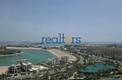 Apartment - Studio - 1 Bathroom for rent in Tower 18 - Porto Arabia - The Pearl Island - Doha