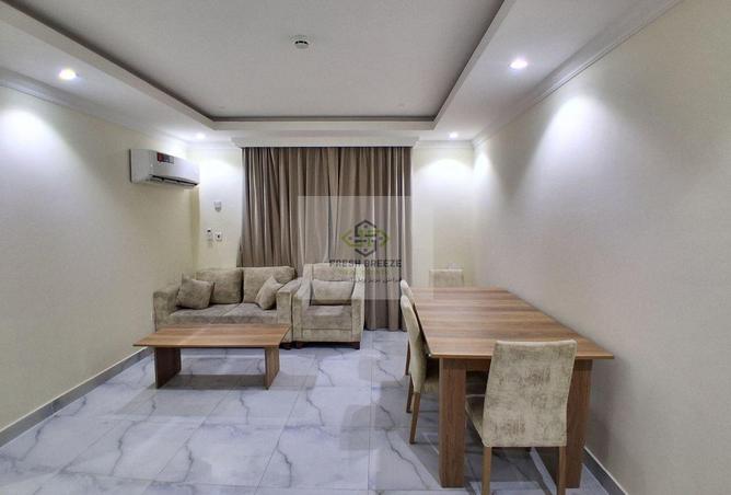 61113094 - Property Main Image