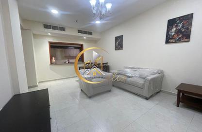 Apartment - 2 Bedrooms - 3 Bathrooms for rent in Anas Street - Fereej Bin Mahmoud North - Fereej Bin Mahmoud - Doha