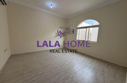 Compound - 5 Bedrooms - 7 Bathrooms for rent in Ain Khaled Villas - Ain Khaled - Doha Compound - 5 Bedrooms - 7 Bathrooms for rent in Ain Khaled Villas - Ain Khaled - Doha