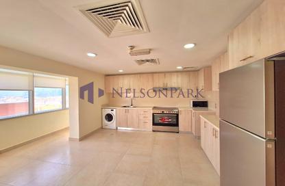 Apartment - 3 Bedrooms - 4 Bathrooms for rent in Al Sadd Road - Al Sadd - Doha Apartment - 3 Bedrooms - 4 Bathrooms for rent in Al Sadd Road - Al Sadd - Doha