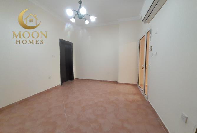 996432 - Property Image 3