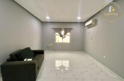 Apartment - 2 - 1 for rent in Ghanem Business Centre - Fereej Bin Mahmoud South - Fereej Bin Mahmoud - Doha Apartment - 2 - 1 for rent in Ghanem Business Centre - Fereej Bin Mahmoud South - Fereej Bin Mahmoud - Doha