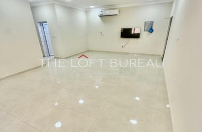 Apartment - 2 Bedrooms - 2 Bathrooms for rent in Al Nasr Street - Al Nasr - Doha Apartment - 2 Bedrooms - 2 Bathrooms for rent in Al Nasr Street - Al Nasr - Doha