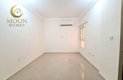 Apartment - 1 Bedroom - 1 Bathroom for rent in Umm Ghwailina Comm - Umm Ghuwalina - Umm Ghuwailina - Doha Apartment - 1 Bedroom - 1 Bathroom for rent in Umm Ghwailina Comm - Umm Ghuwalina - Umm Ghuwailina - Doha
