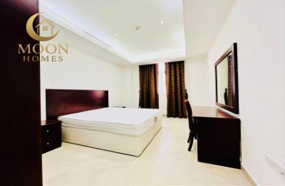 Apartment - 2 Bedrooms - 2 Bathrooms for rent in Umm Ghwailina Comm - Umm Ghuwalina - Umm Ghuwailina - Doha