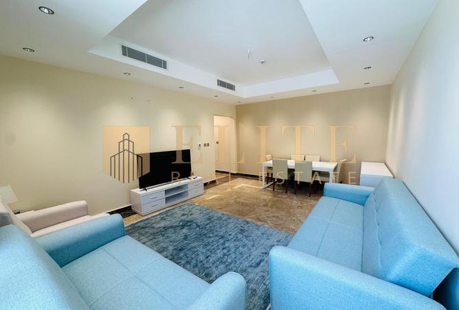 53520108 - Property Image 2