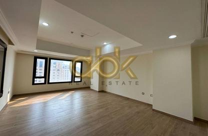 Apartment - 2 - 3 for rent in East Porto Drive - Porto Arabia - The Pearl Island - Doha Apartment - 2 - 3 for rent in East Porto Drive - Porto Arabia - The Pearl Island - Doha