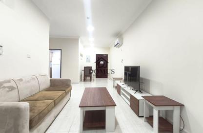 Apartment - 3 Bedrooms - 3 Bathrooms for rent in Thabit Bin Zaid Street - Al Mansoura - Doha