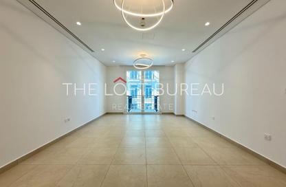 Apartment - 2 Bedrooms - 3 Bathrooms for rent in Floresta Gardens - Floresta Gardens - The Pearl Island - Doha
