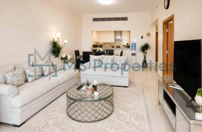 Apartment - 2 Bedrooms - 3 Bathrooms for sale in Viva Central - Viva Bahriyah - The Pearl Island - Doha