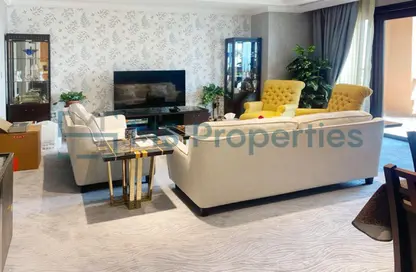 Apartment - 4 Bedrooms - 5 Bathrooms for sale in East Porto Drive - Porto Arabia - The Pearl Island - Doha Apartment - 4 Bedrooms - 5 Bathrooms for sale in East Porto Drive - Porto Arabia - The Pearl Island - Doha