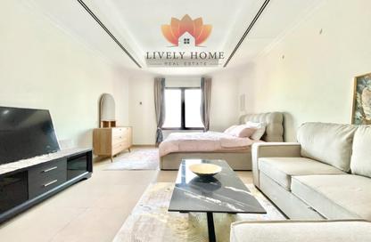 Apartment - Studio - 1 for rent in East Porto Drive - Porto Arabia - The Pearl Island - Doha Apartment - Studio - 1 for rent in East Porto Drive - Porto Arabia - The Pearl Island - Doha