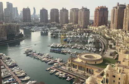Apartment - 1 Bedroom - 2 Bathrooms for rent in West Porto Drive - Porto Arabia - The Pearl Island - Doha