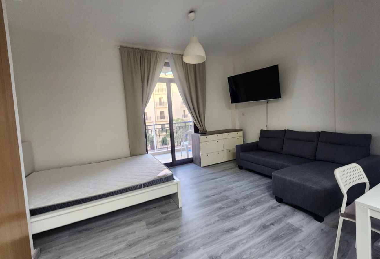 Bills Included | Furnished Studio | Foxhills