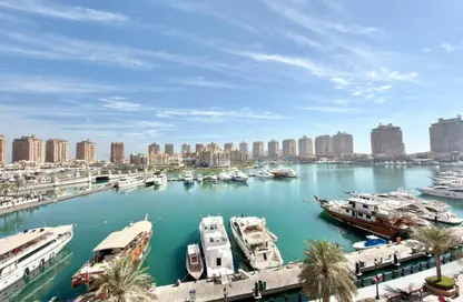 تاون هاوس - 2 غرف نوم - 2 حمامات للايجار في طريق بورتو الشرقي - بورتو أرابيا - جزيرة اللؤلؤة - الدوحة