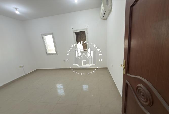 1012923 - Property Image 3