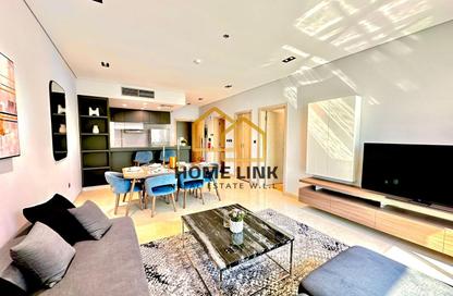 Apartment - 2 Bedrooms - 3 Bathrooms for sale in Marina Tower 07 - Marina District - Lusail