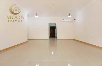 Apartment - 3 Bedrooms - 3 Bathrooms for rent in Al Mansoura - Al Mansoura - Doha Apartment - 3 Bedrooms - 3 Bathrooms for rent in Al Mansoura - Al Mansoura - Doha