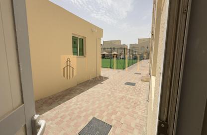 Villa - 5 Bedrooms - 4 Bathrooms for rent in Ain Khalid Gate - Ain Khaled - Doha