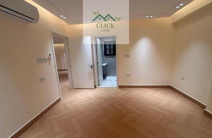 Apartment - 2 Bedrooms - 2 Bathrooms for rent in Al Nasr Street - Al Nasr - Doha