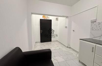 Apartment - Studio - 1 for rent in Al Thani Commercial building - Musheireb - Musheireb - Doha