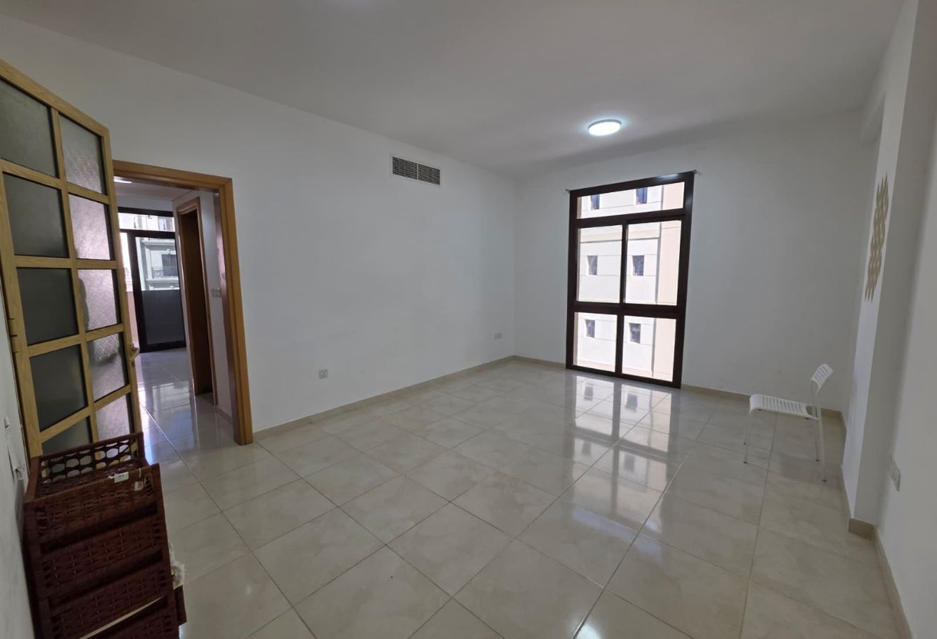 Spacious 1BR | Fully Furnished | Bills Optional thumbnail 3