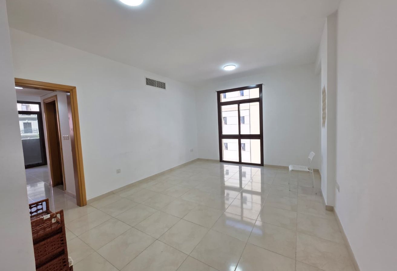 Spacious 1BR | Fully Furnished | Bills Optional thumbnail 2