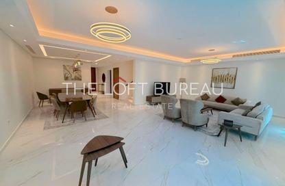 Villa - 5 Bedrooms - 7 Bathrooms for rent in Floresta Gardens - Floresta Gardens - The Pearl Island - Doha