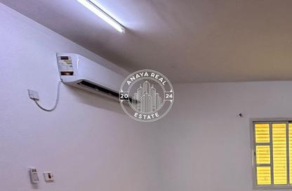 Apartment - Studio - 1 Bathroom for rent in Ain Khaled - Doha