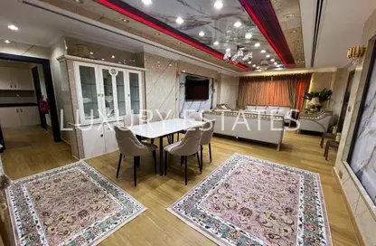 Apartment - 2 Bedrooms - 3 Bathrooms for rent in West Porto Drive - Porto Arabia - The Pearl Island - Doha