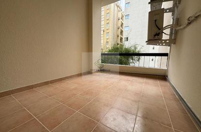Apartment - 2 Bedrooms - 3 Bathrooms for rent in Umm Ghwailina Comm - Umm Ghuwalina - Umm Ghuwailina - Doha