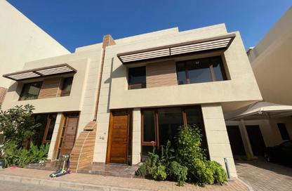 مجمع سكني - 3 غرف نوم - 4 حمامات للايجار في المها - فريج بن عمران - الدوحة