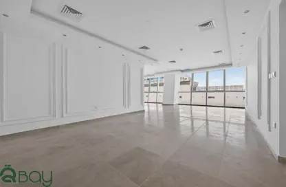 Apartment - 3 Bedrooms - 4 Bathrooms for rent in Zig Zag Tower B - Zig Zag Towers - West Bay - Doha