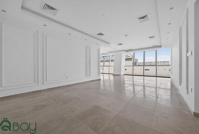 54878363 - Property Main Image