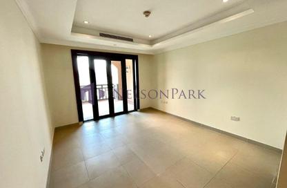 Townhouse - 2 Bedrooms - 3 Bathrooms for sale in Marina Gate - Porto Arabia - The Pearl Island - Doha
