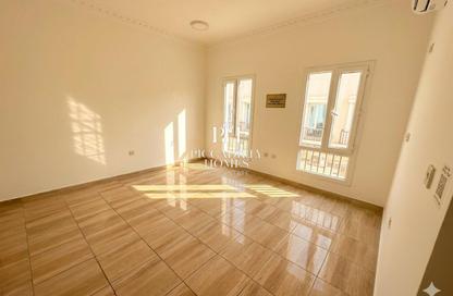 Villa - 5 Bedrooms - 6 Bathrooms for rent in Al Ebb - Al Kheesa - Umm Salal Mohammed
