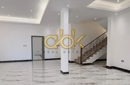 Villa - 5 Bedrooms - 6 Bathrooms for rent in West Bay Lagoon Villas - West Bay Lagoon - West Bay Lagoon - Doha