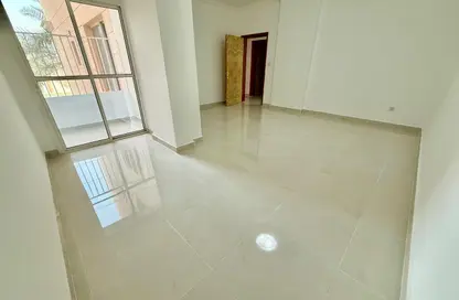 شقة - 2 غرف نوم - 1 حمام للايجار في شارع النصر - النصر - الدوحة