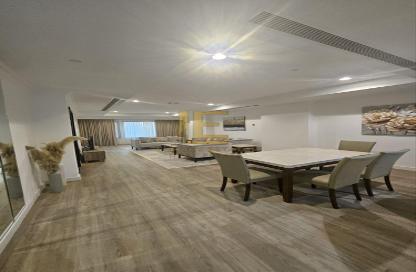 Apartment - 1 Bedroom - 2 Bathrooms for rent in East Porto Drive - Porto Arabia - The Pearl Island - Doha