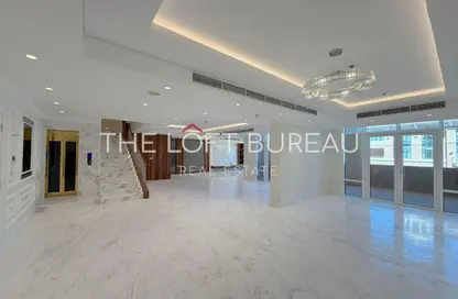Penthouse - 4 Bedrooms - 5 Bathrooms for sale in East Porto Drive - Porto Arabia - The Pearl Island - Doha