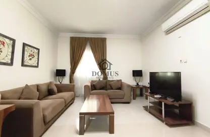 Apartment - 2 Bedrooms - 2 Bathrooms for rent in Al Aman Street - Umm Ghuwailina - Doha