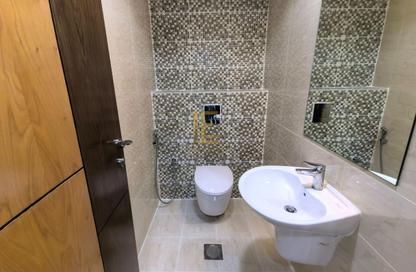Apartment - 1 Bedroom - 2 Bathrooms for sale in Fox Hills South - Fox Hills - Lusail