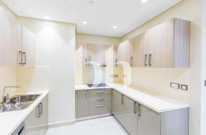 Apartment - 2 Bedrooms - 3 Bathrooms for rent in Viva West - Viva Bahriyah - The Pearl Island - Doha