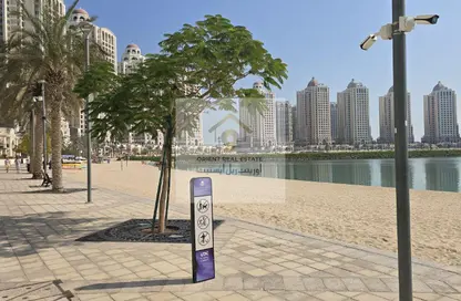 Apartment - 1 Bedroom - 2 Bathrooms for sale in Viva West - Viva Bahriyah - The Pearl Island - Doha