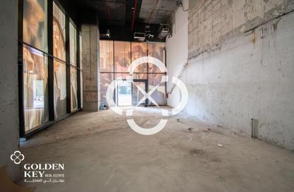 Shop - Studio - 1 Bathroom for rent in Lusail City - Lusail