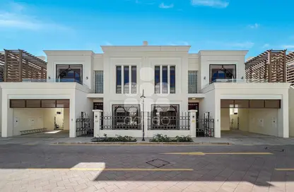 Villa - 4 Bedrooms - 6 Bathrooms for rent in Giardino Gardens - Giardino Villas - The Pearl Island - Doha Villa - 4 Bedrooms - 6 Bathrooms for rent in Giardino Gardens - Giardino Villas - The Pearl Island - Doha