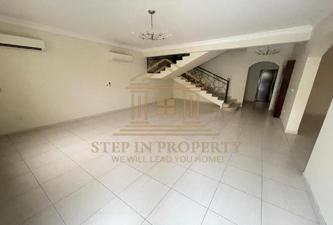 54345699 - Property Main Image